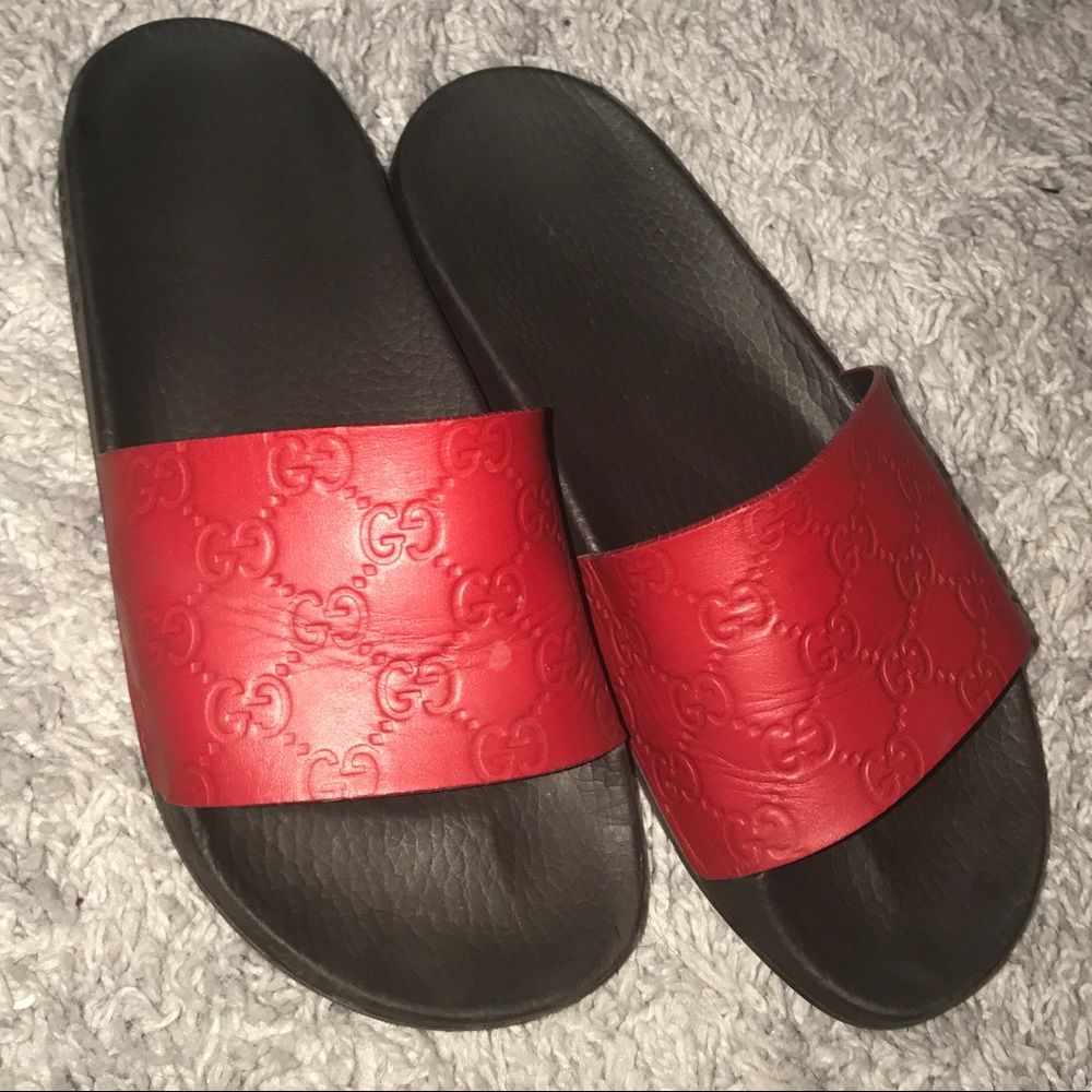 RED GUCCI SLIDES