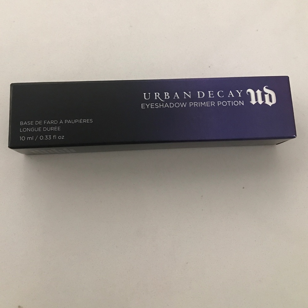 Urban Decay eyeshadow primer potion - brand new