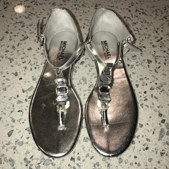 Michael Kors girls size 5 sandal - Picture 1 of 6