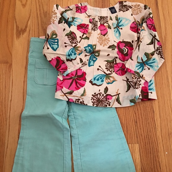 GAP 2T New With Tags 2 pc set Chelsea Collection - Picture 1 of 2
