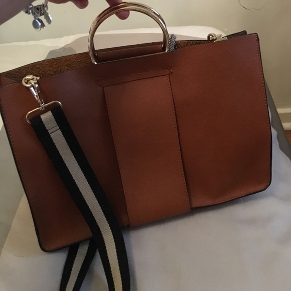 Zara Handbags - Zara bag used once