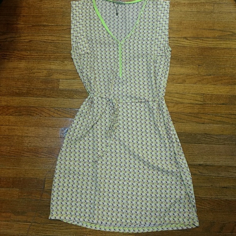 Tailya Paris dress. - Picture 2 of 3