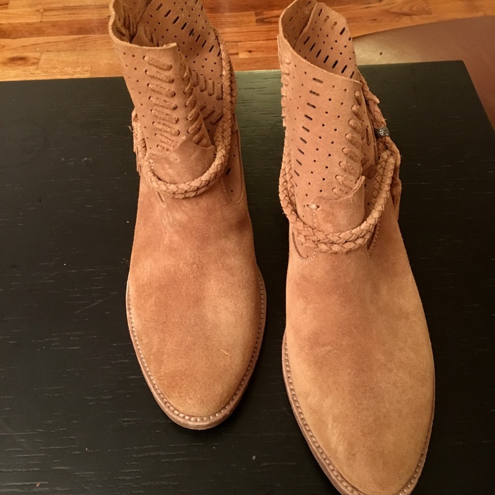 Dolce vita booties