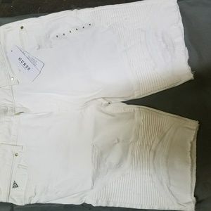 Short jeans