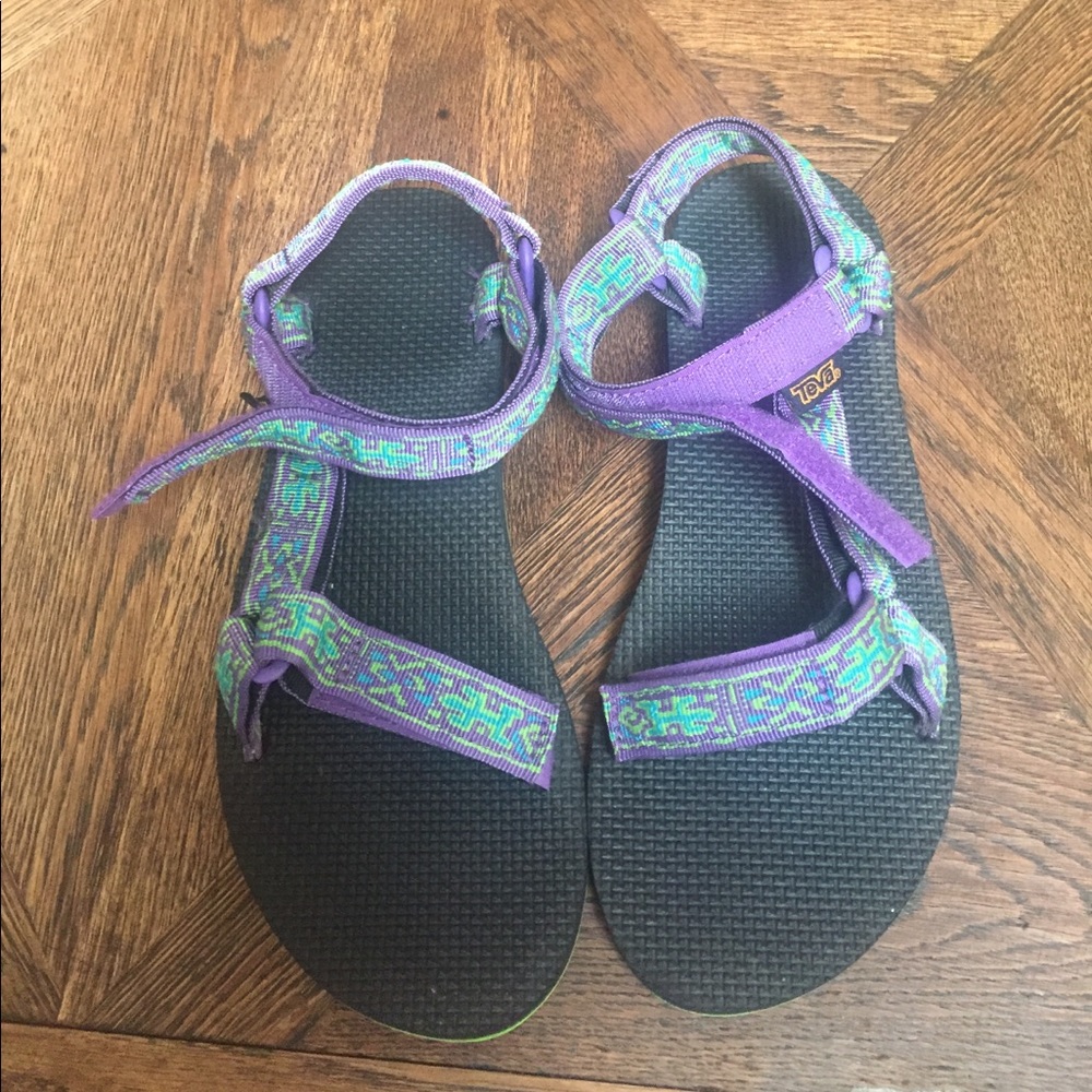 Teva strap sandals size 10