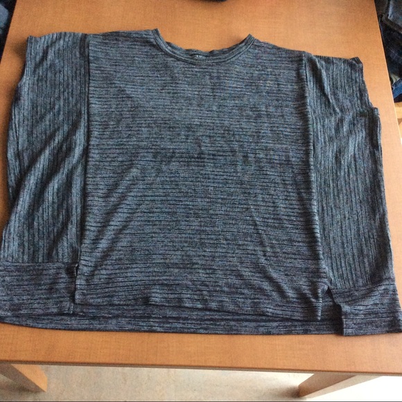 Lane Bryant Short Sleeve Grey Sweater - Picture 5 of 7