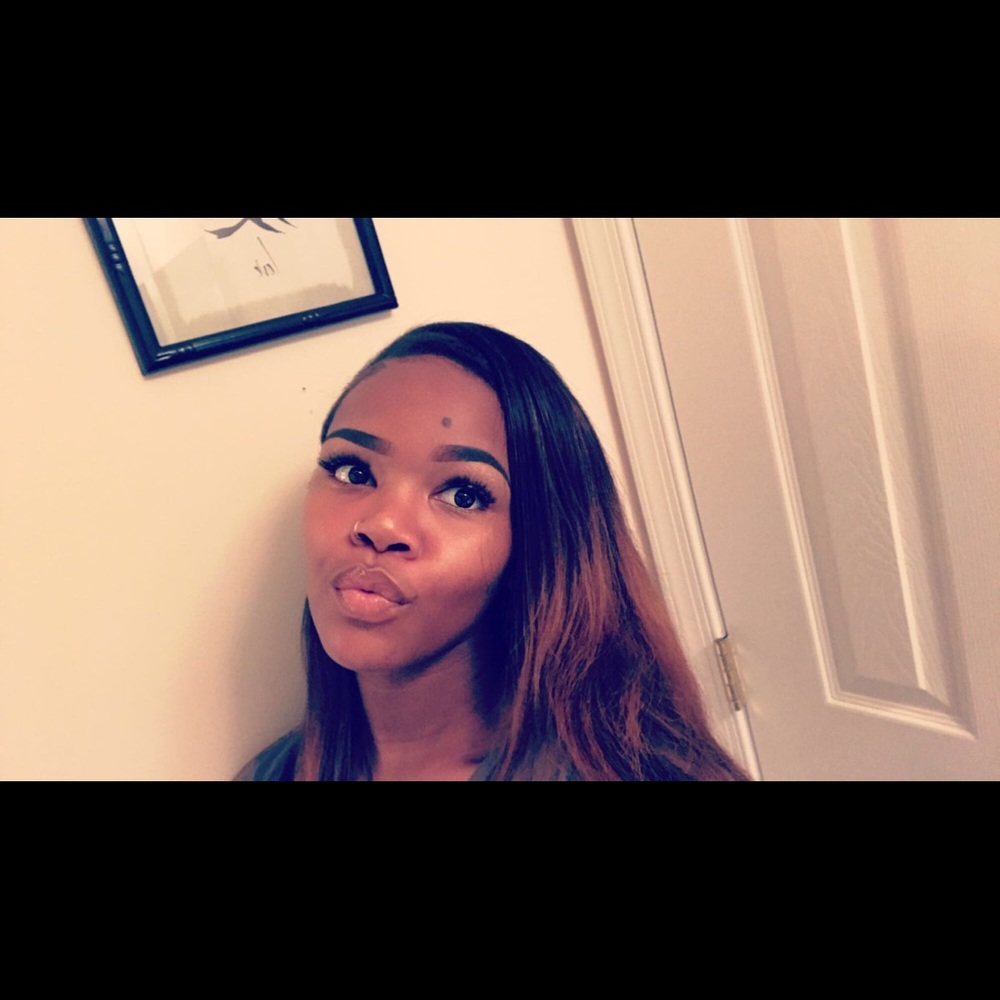 Meet your Posher, Ania