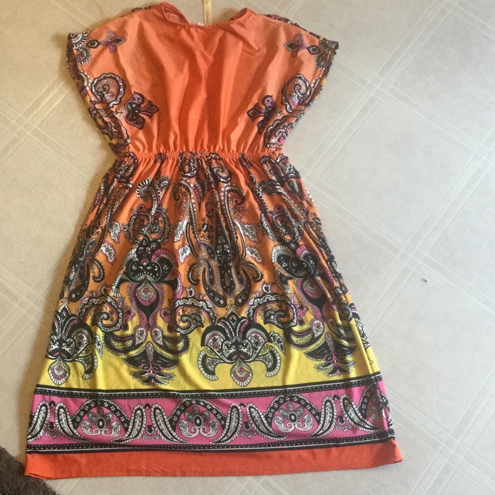 Dress - Picture 2 of 2