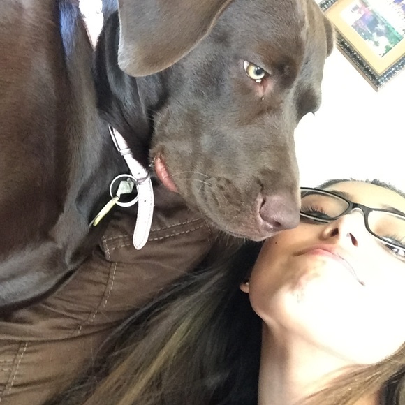 Meet your Posher, Natalie - Picture 2 of 2