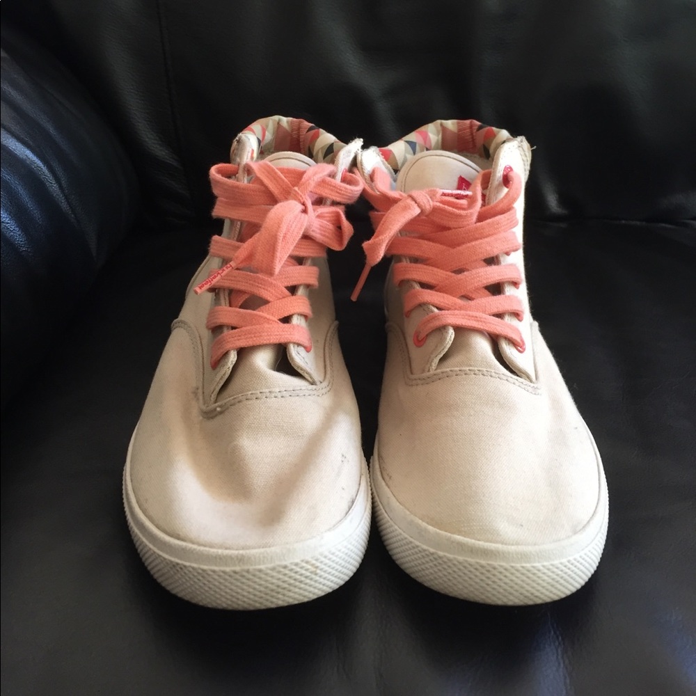 Tribal Bucketfeet mistops
