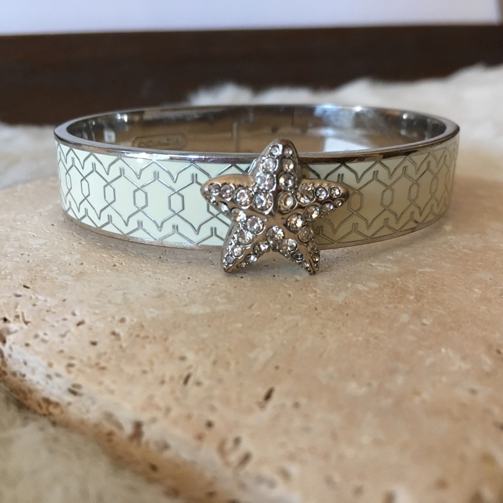 🆕 Coach Hinged Starfish Bangle
