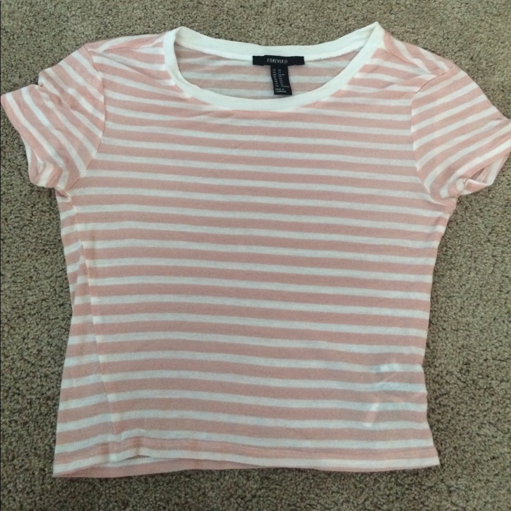 Short sleeve tee w/ pink (mauve) & white stripes