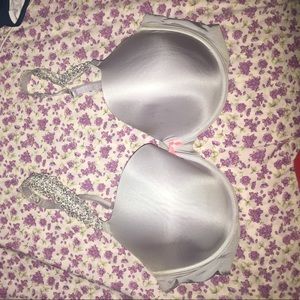 42DD Silver Bra