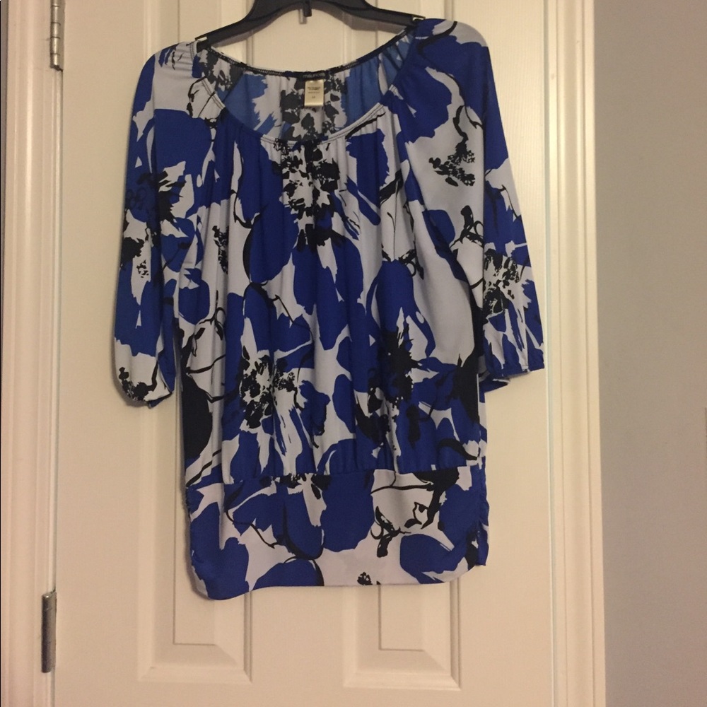 Maurices top