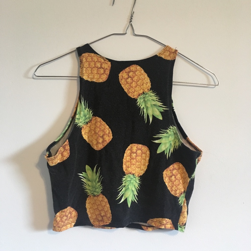 Forever 21 pineapple crop top 🍍