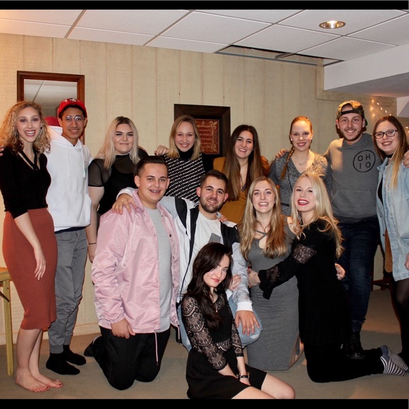 Meet Me 👍🏽🙌🏽 - Picture 2 of 8