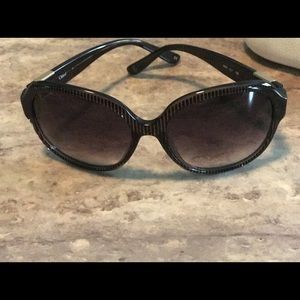 Black (Gold) Chloe Sunglasses