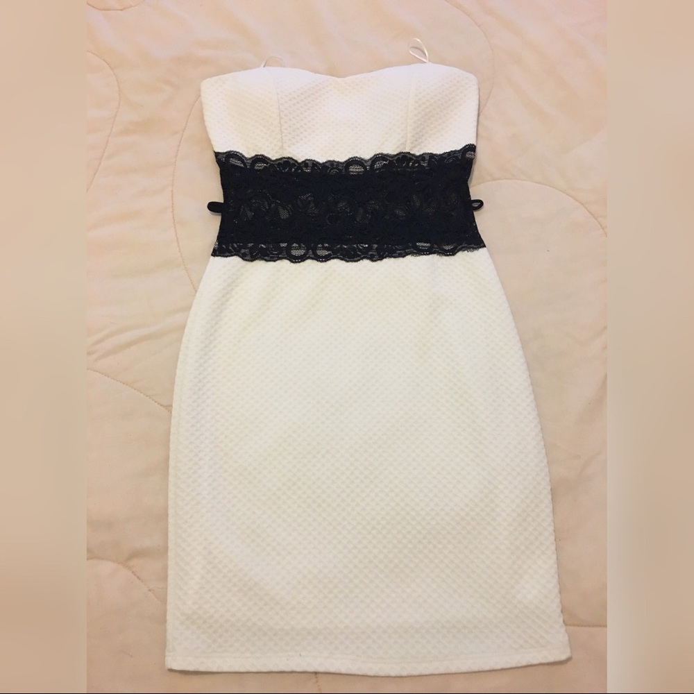 White strapless dress