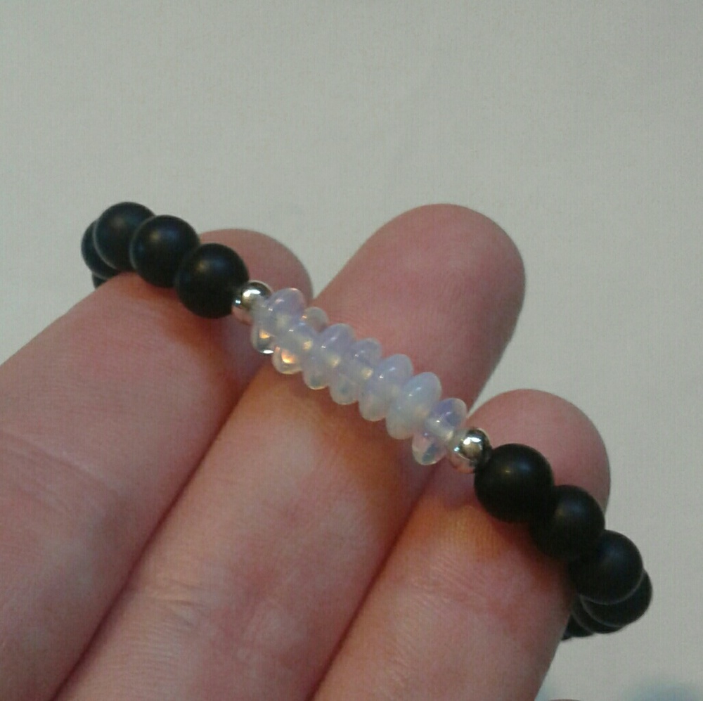 New One of a Kind **HC by Elle J. Designs Natural Ethiopian Opal/Onyx 925S Br