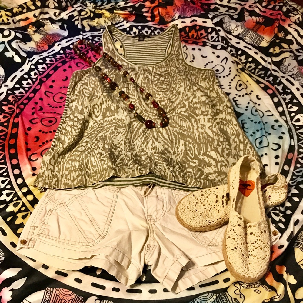 Banana Republic flowy tank top.