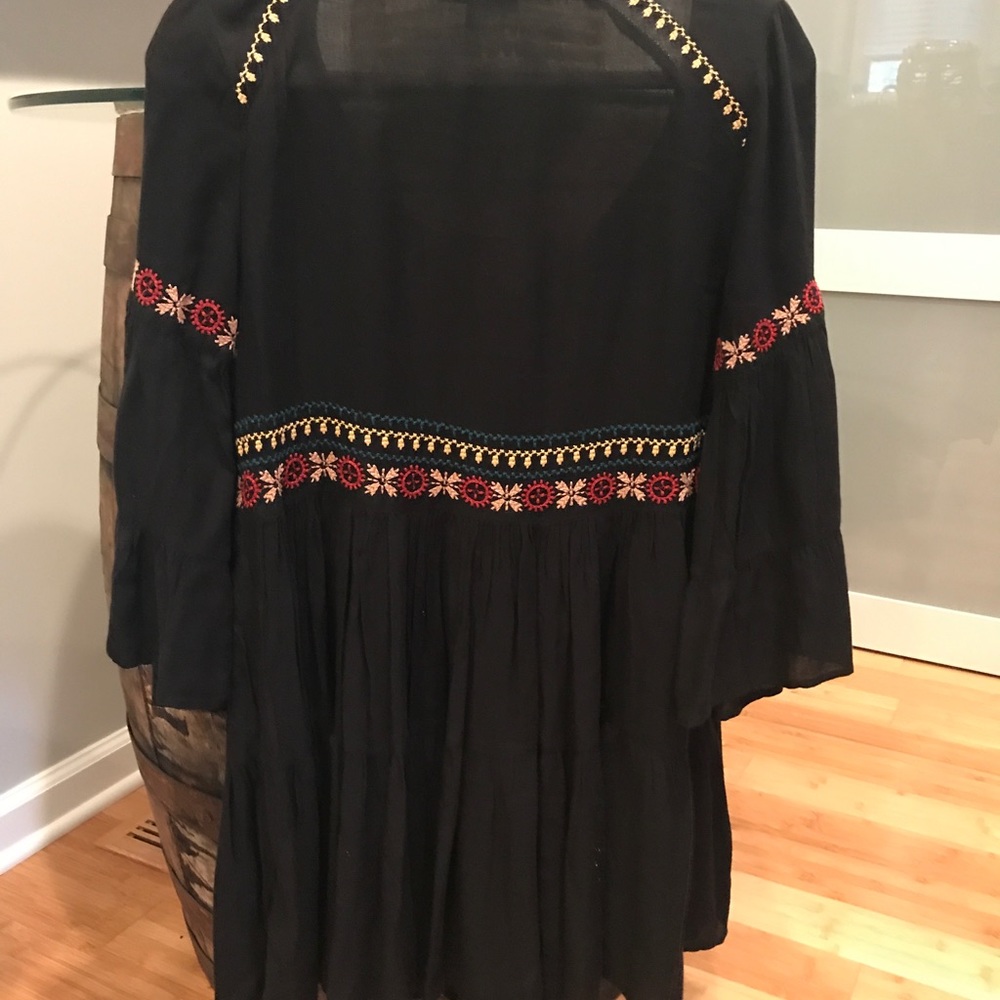 Dress - Picture 4 of 5