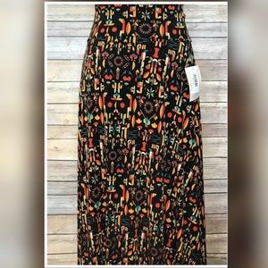 🔶🔹TRIBAL🔹🔶 Lularoe Maxi, Medium