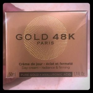 BNIB Gold 48K Paris Day Cream!