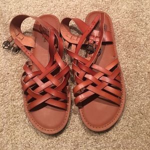 LAST CHANCE!  AE Outfitters brand sandals