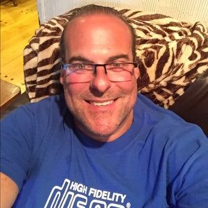 Meet your Posher, Bobby