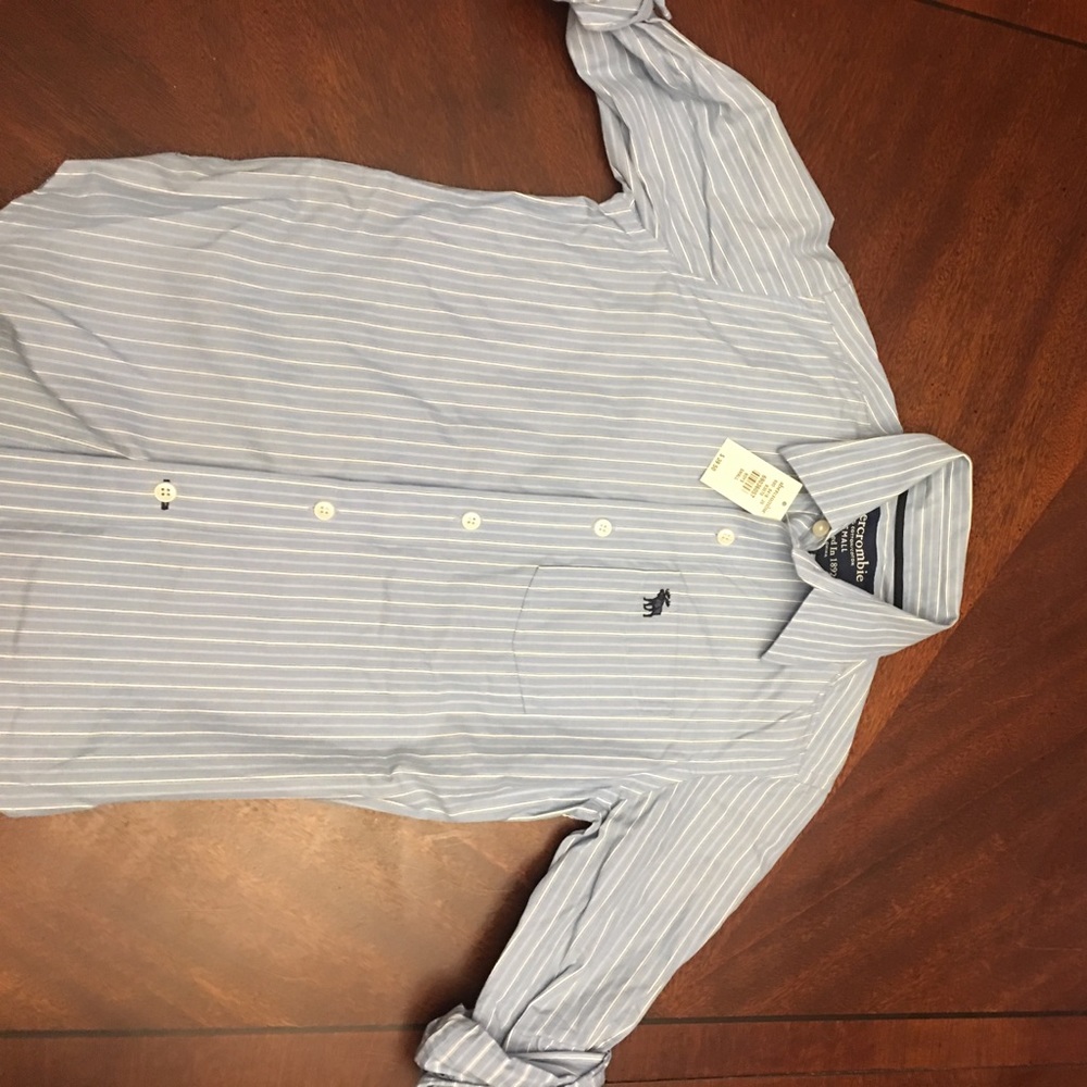NEW with tags Abercrombie button down shirt Boys
