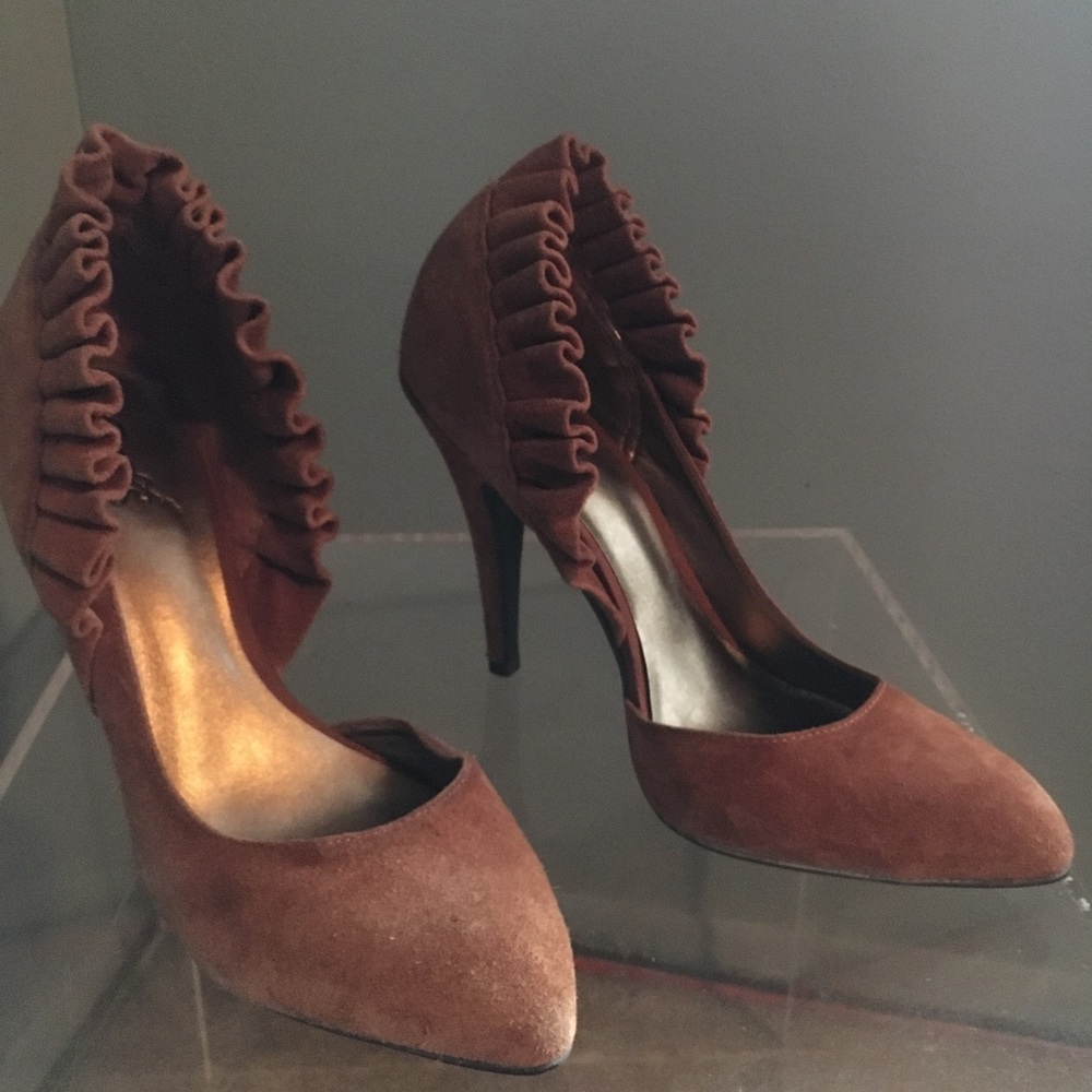Rust Color Pumps