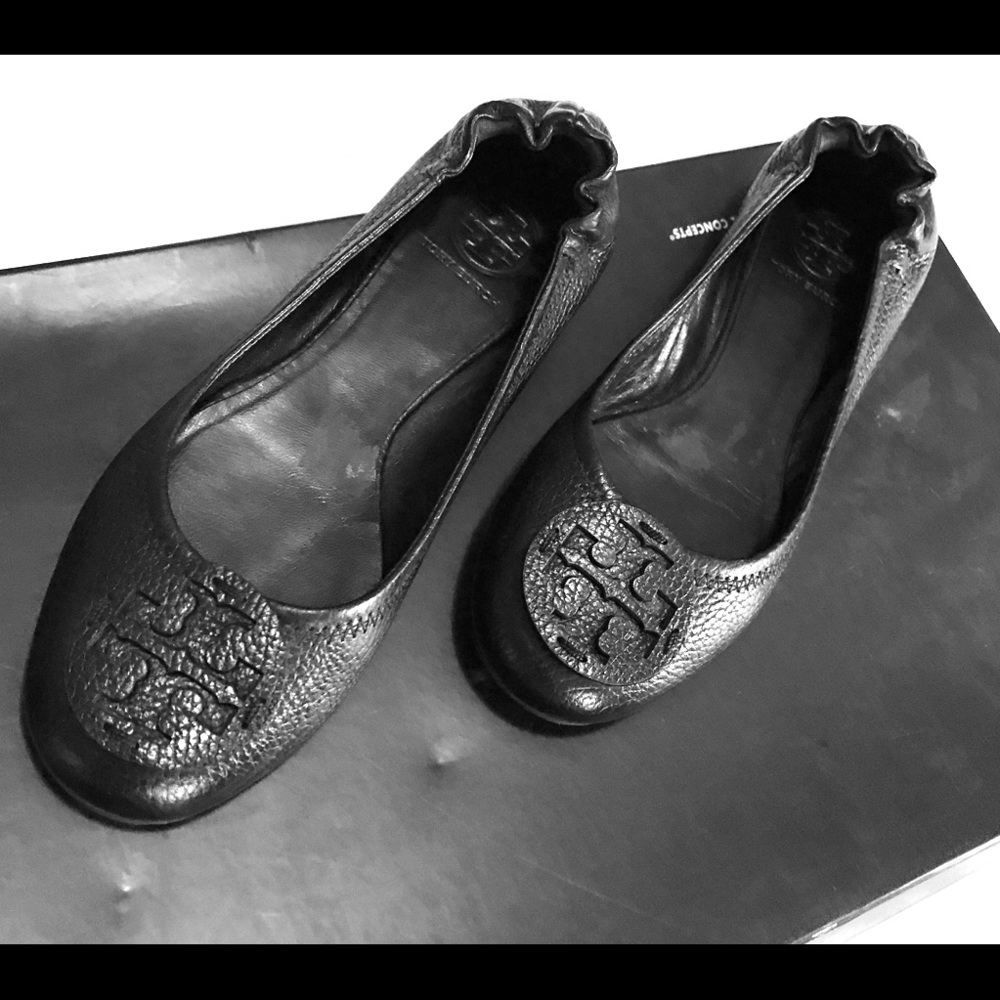 Tory Butch Black Flats