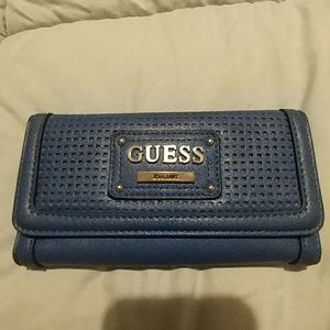 GUESS Wallet