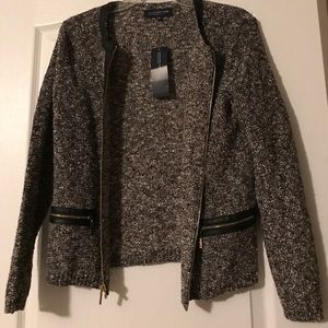 Blazer with zipper New with tags