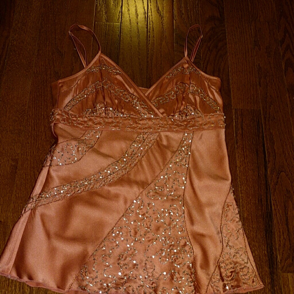 Bebe top coral