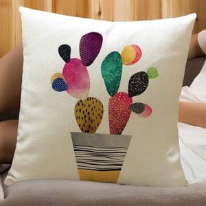Cactus print pillowcase.