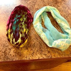 2 Justice scarfs