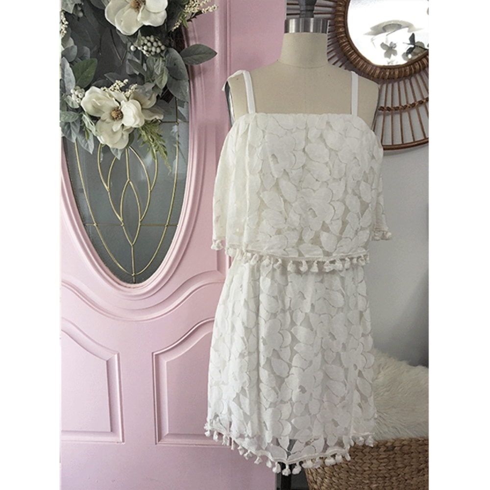 ✨❗️ LAST CHANCE ❗️✨ Xhilaration Ivory Tassle Dress