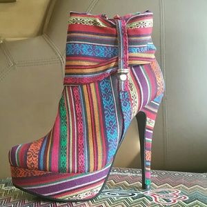 Multi colored bootie