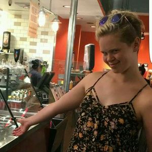 Meet your Posher, Avery