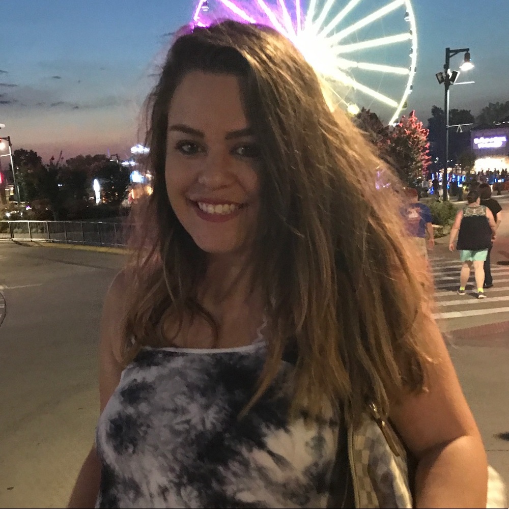 Meet your Posher, Rachel