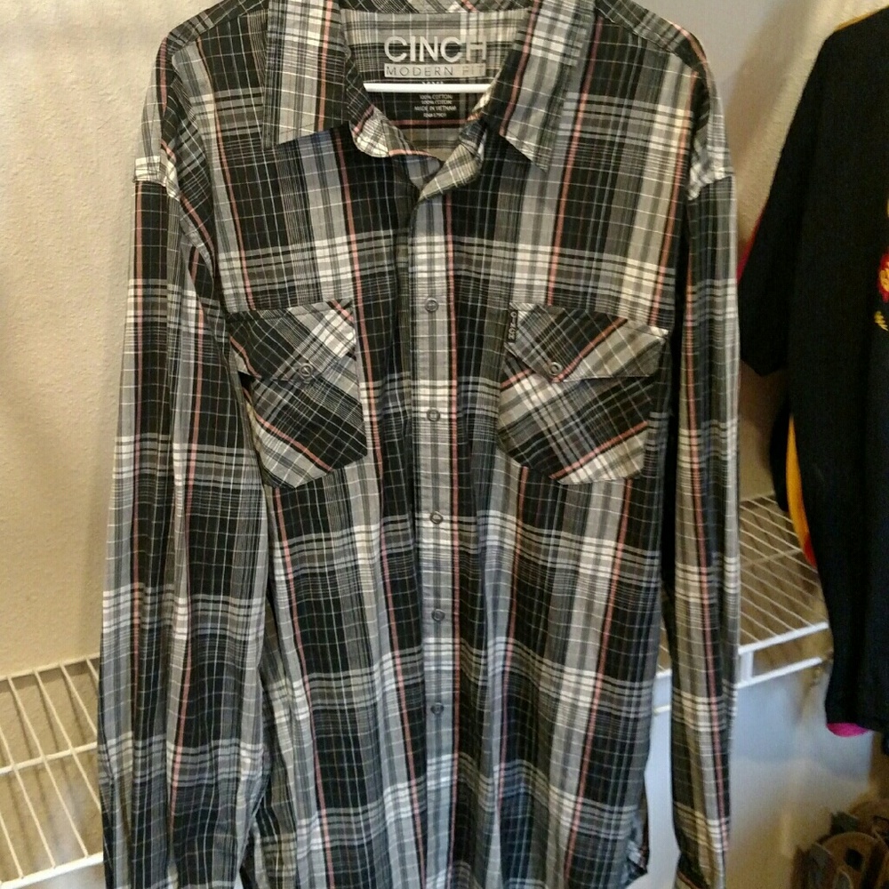 Cinch Modern Fit Button Up