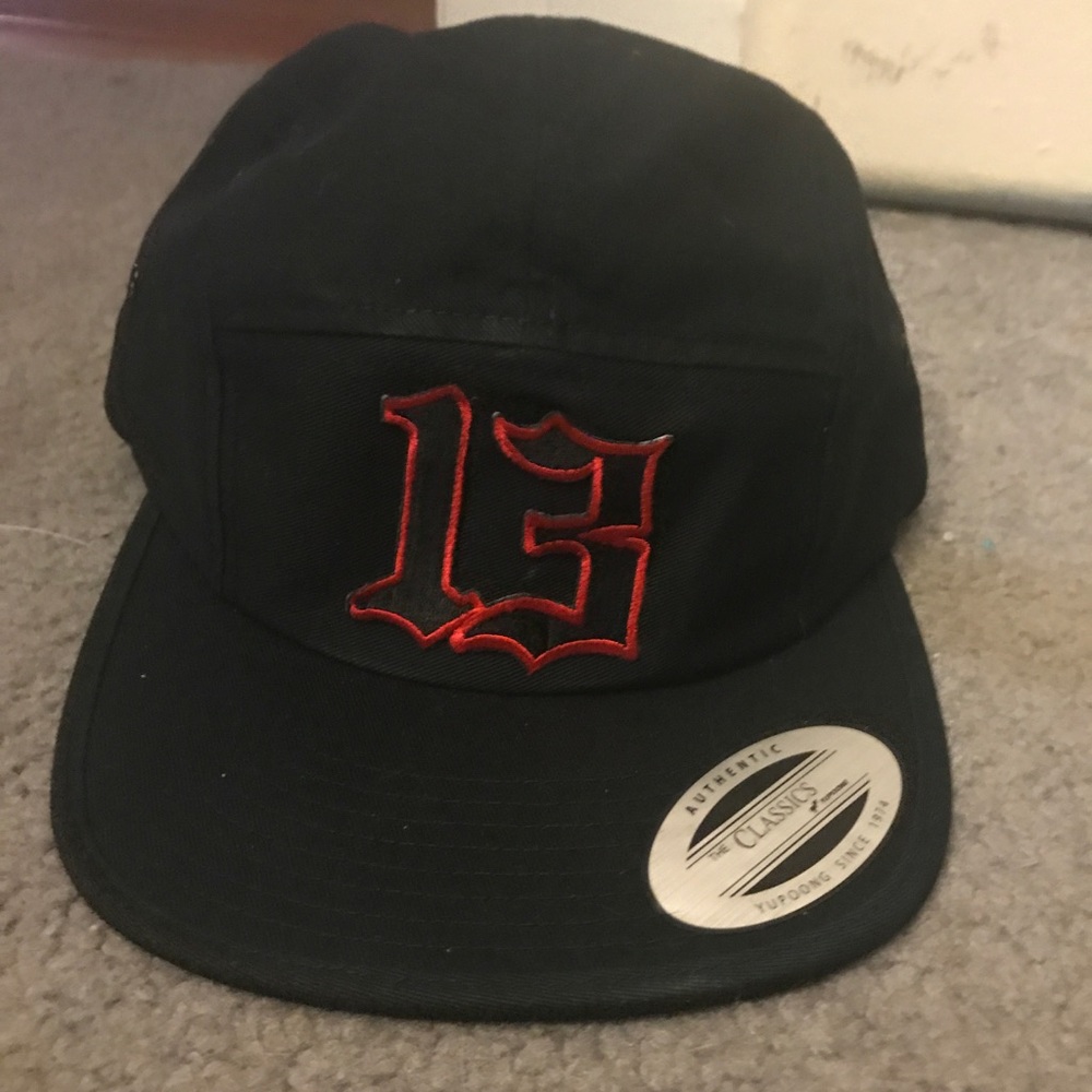 Black 5 panel skater hat with 13 patch