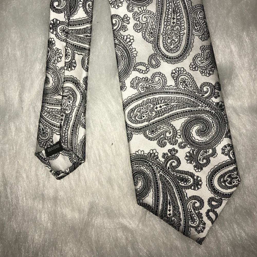 100% Silk Bachrach Paisley Silver and Black Tie