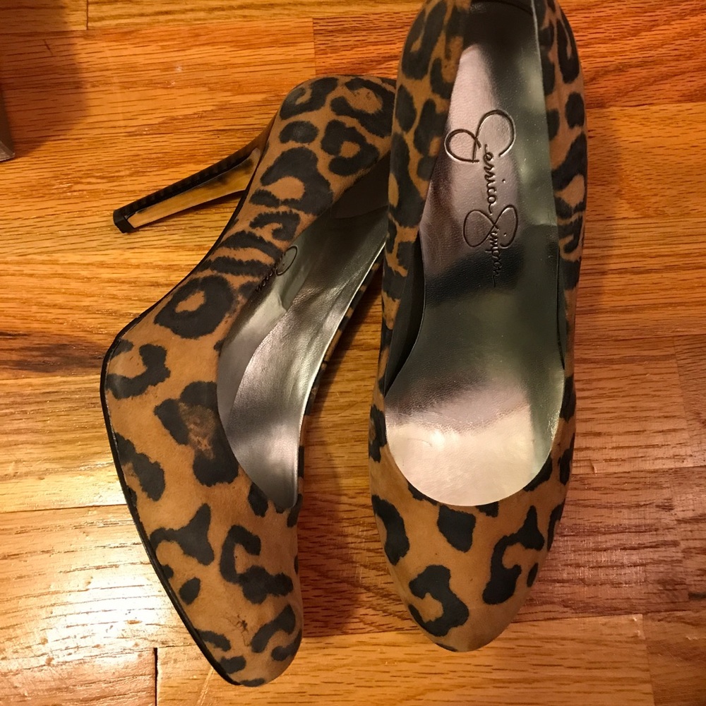 Leopard print Jessica Simpson Pump