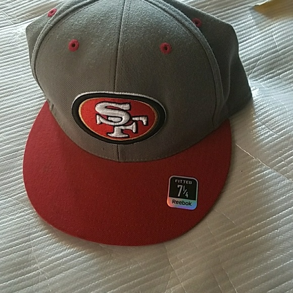 New Reebok San Francisco Fitted Hat - Picture 2 of 5