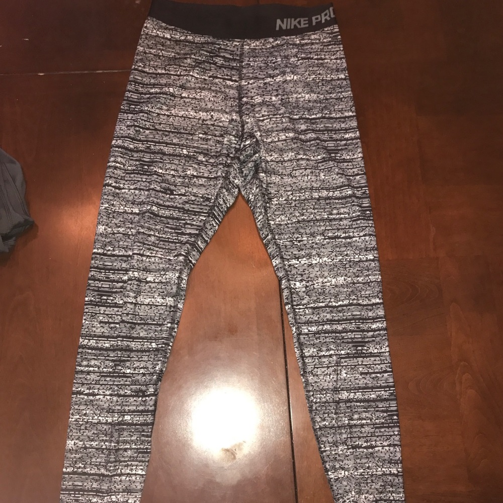 Nike Dri Fit Pro Women's Leggings