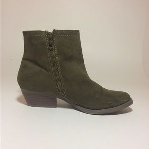 Merona - Boot Heel - Size 7.5 - BRAND NEW