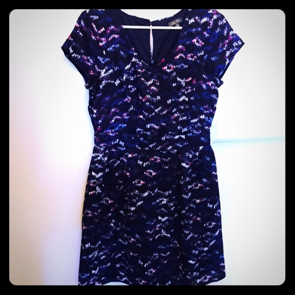 🌺NWOT!! Brand: Lily Rose/ Size: M/Color: Mixed 🌺