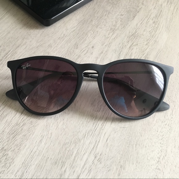 Ray ban sunglasses